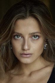 Zoë Pastelle Holthuizen as Cheyenne in Hot Girl Summer 2025