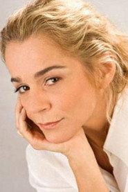 Dora Pellegrino as Netinha in Family Album 1981