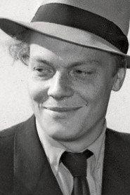 Hampe Faustman as Rodja Raskolnikov in Crime and Punishment 1945