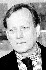 Max van Rooy as Self - Interviewer in Markant: J. Luns 1973
