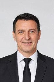 大卫·兰登 as Rangatira（酋长） in Wolves 2026