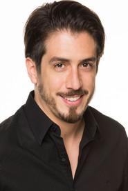 Eduardo Mossri as Oscar in All the Reasons to Forget 2017