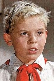 Aleksei Litvinov as Волька (Володя Костыльков) in Old Man Khottabych 1957