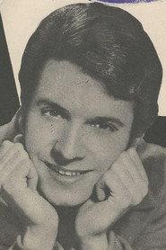 Vic Barone as Barone in Corrida em Busca do Amor 1972