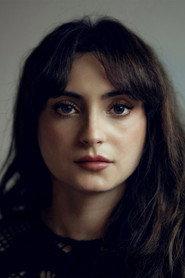 Forouzan Jamshidnejad as Fatima in Holy Spider 2022