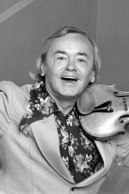 Wandy Tworek as The violin player in I, a Woman 1965