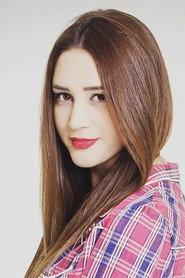 Zeynep Koçak as Ezel in Locksmith’s Debt 2016