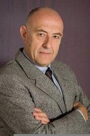 Giorgio Basile as Docente Universitario in Amore, bugie e calcetto 2008