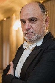 Roberto Frontali as Ford in Falstaff 2000