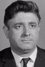 Barry Linehan as Cummins in Detective Waiting 1971