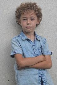 Giacomo Padovan as Michele in Come fratelli 2025