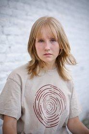 Janaïna Halloy Fokan as Noa Lamarre in Christmas Carole 2024
