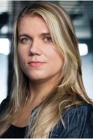 Annina Kaski as Samantha in The Many Faces of Beth Jones 2018