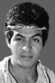Pokir Kabulov as Prince Bakhtiyar in Rainbow of Seven Hopes 1983