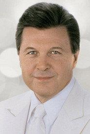 Lev Leshchenko as диктор программы «Время» in Old Songs About the Main Thing 3 1998