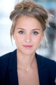 Déborah Krey as Magda in A Love You 2015
