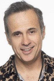 Spyros Poulis as Lazaros in Klearchos, Marina and Short 2015
