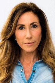 Gaynor Faye as Self in Dancing On Ice - The Live Tour 2010 2010