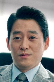 Kim Gyeong-min as Announcer in Girl Scout 2008