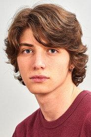 Pablo Arbúes as Lucas in Light Leak 2023