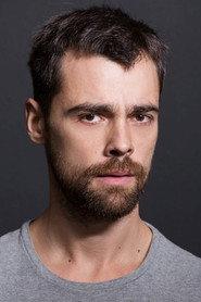 Jorge Páez as Rober in Soy una buena persona 2023