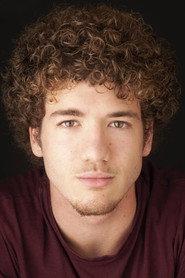 Rodrigo Antunes as Tomás in Leap. 2019