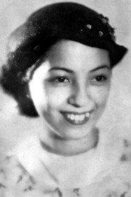 Yoko Kozakura as Chieko, Younger Sister in Pumpkin 1928