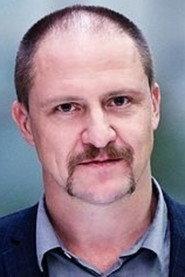 Pål Hollender as Himself in Buy Bye Beauty 2001