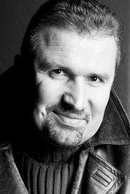 Julian Mere as Andrzej in Przypadek pana Marka