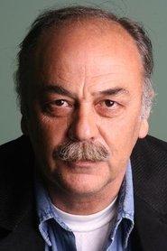 Sait Genay as Mümtaz in Everything Is Beautiful with You 2018