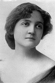 Willette Kershaw as Mary, Jeremiah's wife in Cecilia of the Pink Roses 1918
