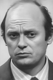 Gueorgui Stoyanov as Том Остин in In Search for Captain Grant 1985