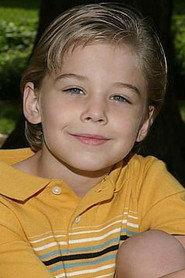 Adam Gobble as Young Wes in Intermedio 2005
