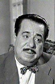 Hussein Reyaad as الريس عبدالواحد الجنايني in Return My Heart 1957