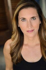 Gina Juliet as Amy in Sandpaper 2018