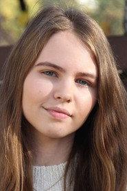 Martine Rigard as Ellie in Merry Xmas 2020
