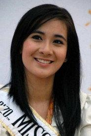 Kartika Indah Pelapory as Dinda in Lentera Merah 2006