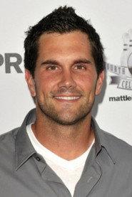 Matt Leinart as Self in 2006 Rose Bowl Game National Championship