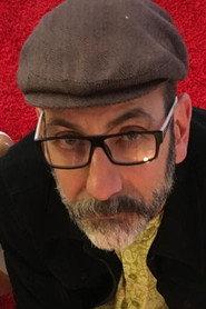 Pedro Vizcaíno as Self in Salir de casa 2016