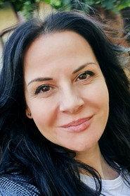 Gergana Stoyanova as Гергана in Rut 2009
