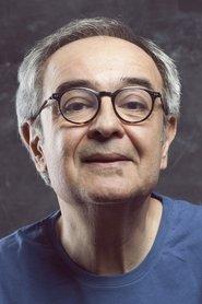 Şerif Erol as İmam Malik in You Me Lenin 2021