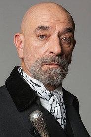 Luis Guilherme as O Velho in O Velho 2021