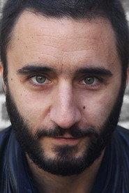 Eduardo Mayo as Javier / Son in De sangre 2008