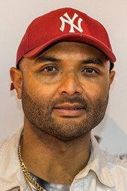 Denzel von Deira as Barguy in Sickos 2014
