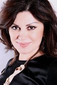 Sanubar Isgandarli as Qurbanəli bəyin arvadı in Nigarançılıq 1998