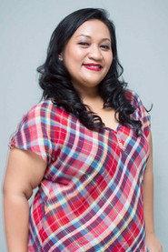Tike Priatnakusumah as Tante Bear (voice) in Sing to the Dawn 2009