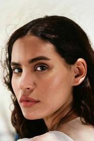 Sfaya Mbarki as Farida in Fanon 2025
