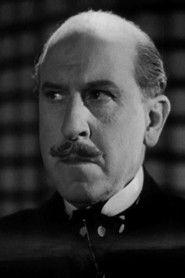 Athole Stewart as General Ferranzi in The Path of Glory 1934