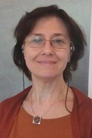 Mirosława Niemczyk as matka Elka in If You Go Away 2011