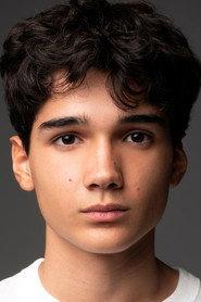Hugo Fuertes as Younger Brother in 32 Malasana Street 2020